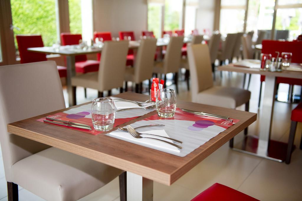 Campanile Reims Ouest - Tinqueux Hotel Exterior photo